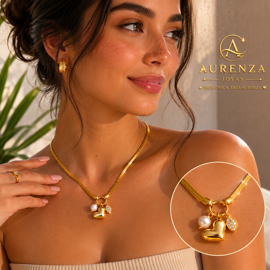 Collar Corazón Celeste | Acero 316L Chapado en Oro 18K