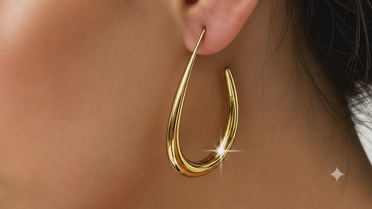 Aretes Aura Gota Dorada bañado en oro 18k